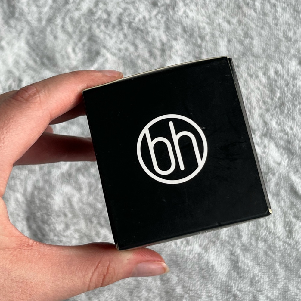 Bh Cosmetics Underwye Brightening Powder